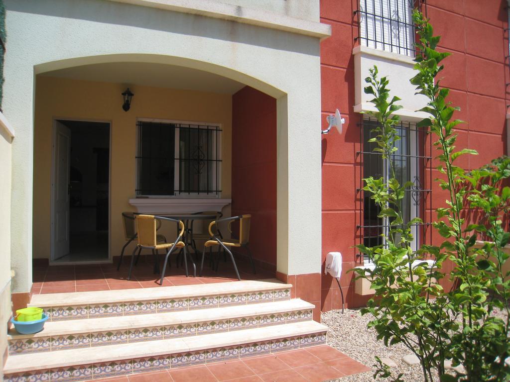 Bungalow Altos De La Bahia Torrevieja Rum bild