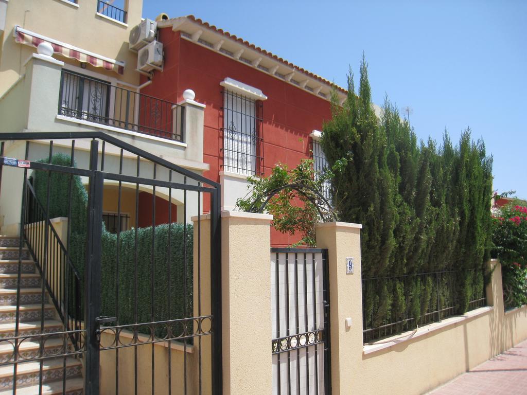 Bungalow Altos De La Bahia Torrevieja Rum bild