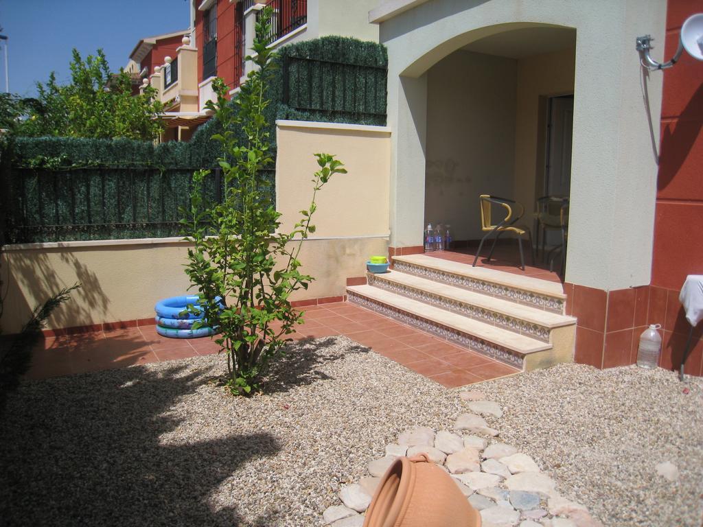 Bungalow Altos De La Bahia Torrevieja Rum bild