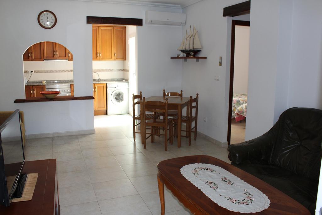 Bungalow Altos De La Bahia Torrevieja Exteriör bild